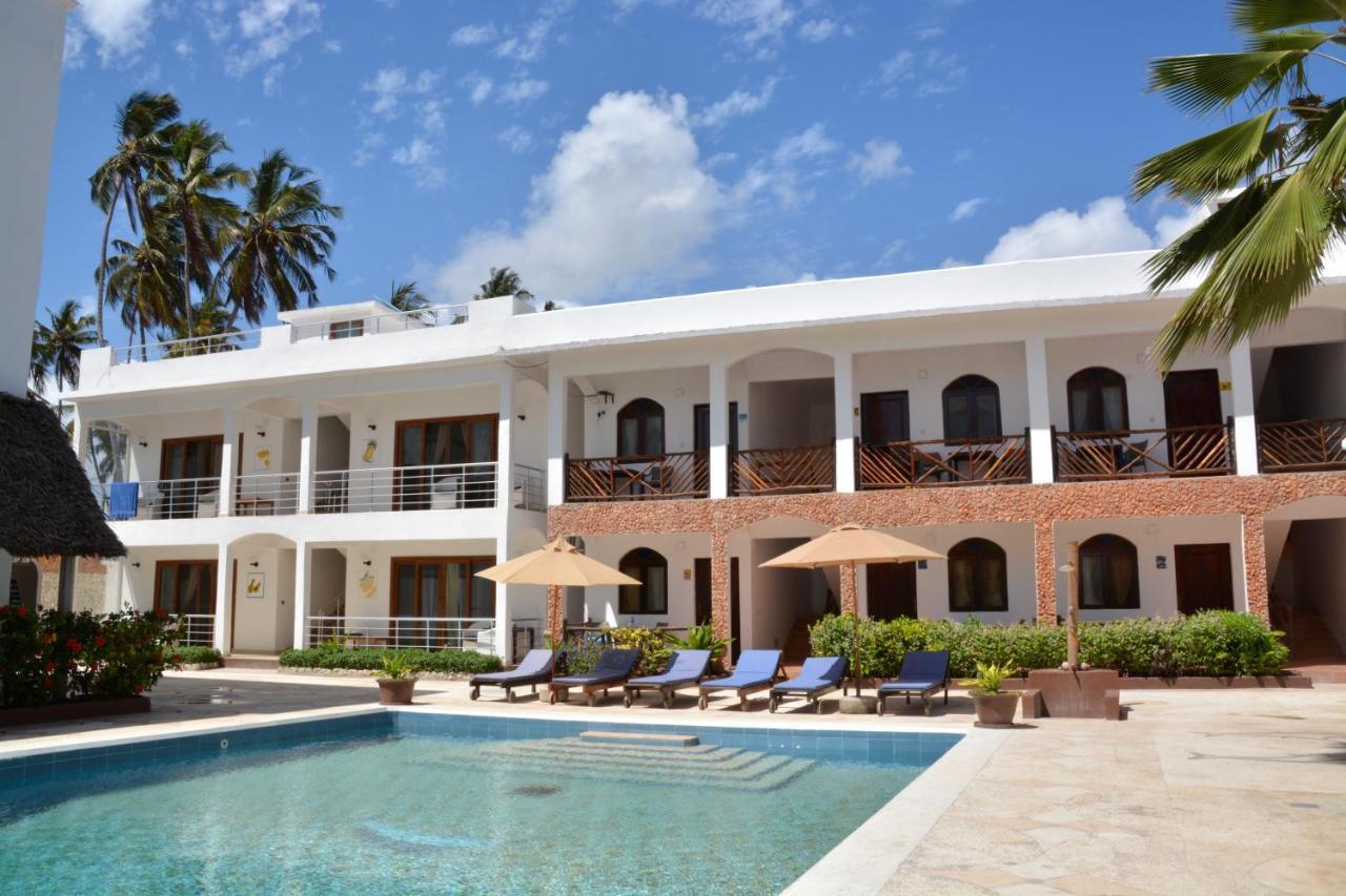 Semesteranläggning (resort) Blu Marlin Village 3*